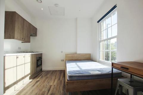 undefined, Bond Street, Bristol BS2