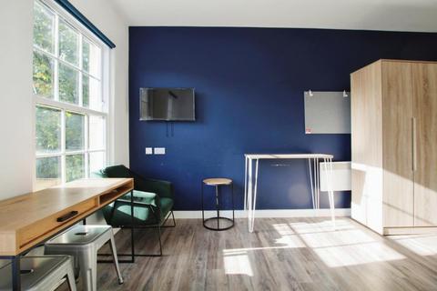 undefined, Bond Street, Bristol BS2