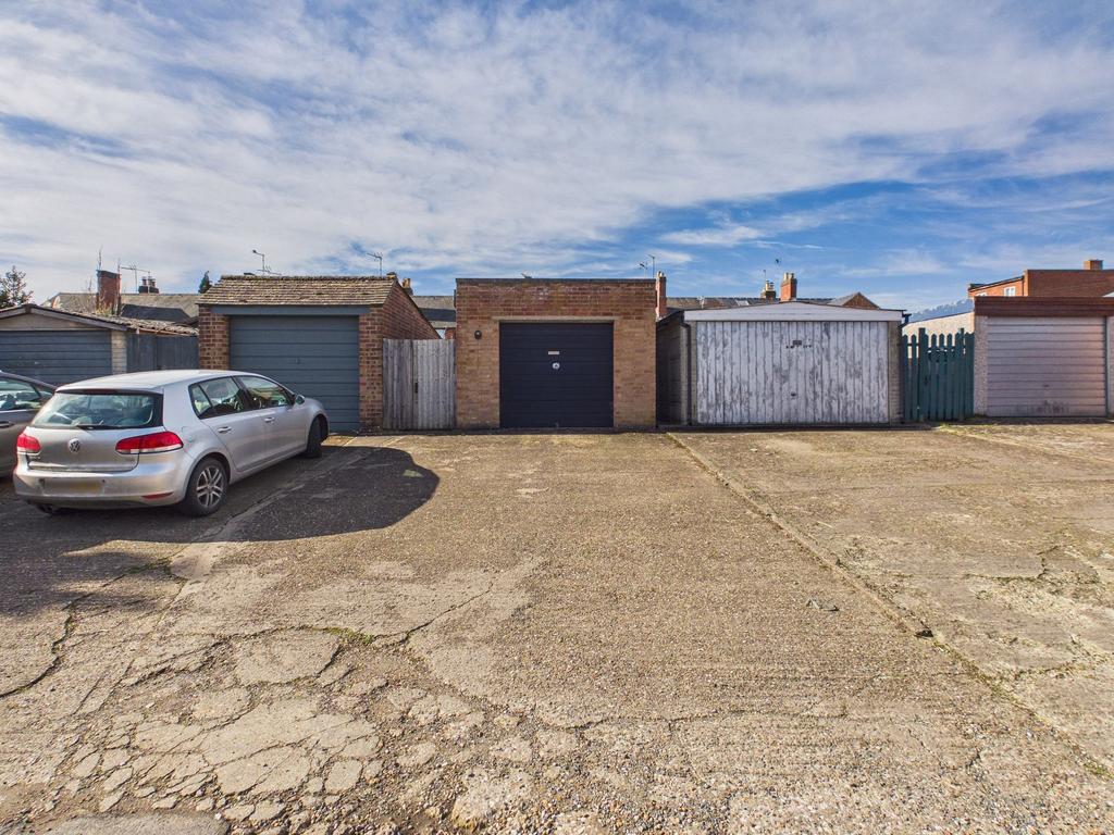Driveway &amp; Garage