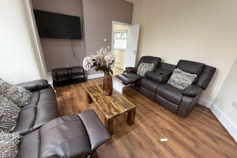 undefined, Milverton Road, Manchester M14
