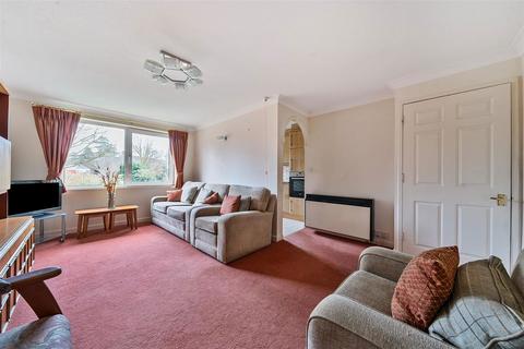 undefined, Elstree Road, Bushey WD23