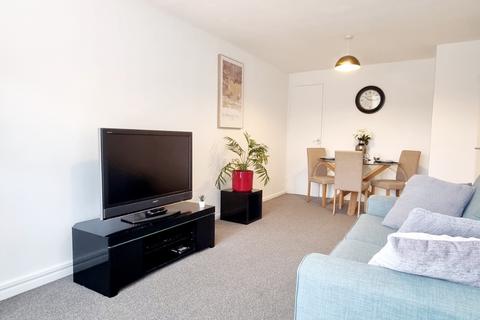 2 bedroom ground floor flat for sale, Barton Crescent, Leamington Spa