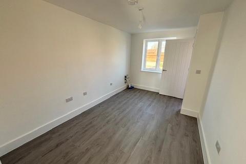 3 bedroom townhouse to rent, Prangley Road, Downham Market