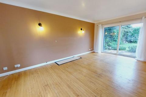 3 bedroom detached house for sale, Murrells Walk, Great Bookham KT23