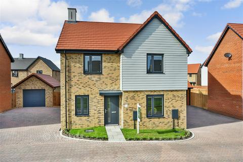 4 bedroom detached house for sale, Ham Road, Faversham Lakes, Faversham, Kent