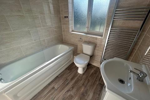 3 bedroom house to rent, Whitecroft Road, Birmingham, B26