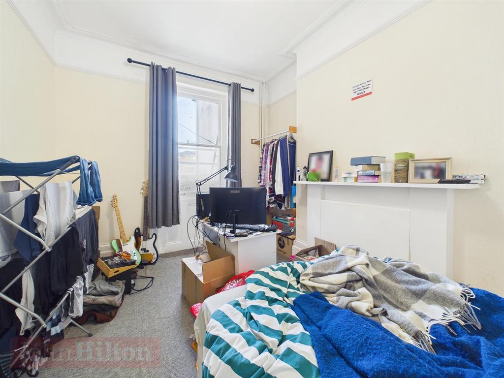CAM02534 G0-PR0655-STILL017.jpg