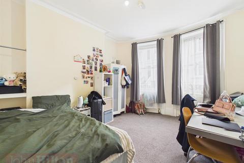 1 bedroom terraced house to rent, St. Georges Terrace, Brighton