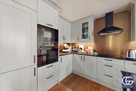 1 bedroom apartment for sale, Emery Way, London, E1W