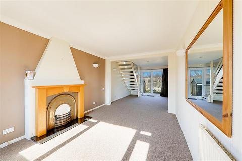 3 bedroom chalet for sale, Sackville Crescent, Broadwater, Worthing, West Sussex, BN14 8BP