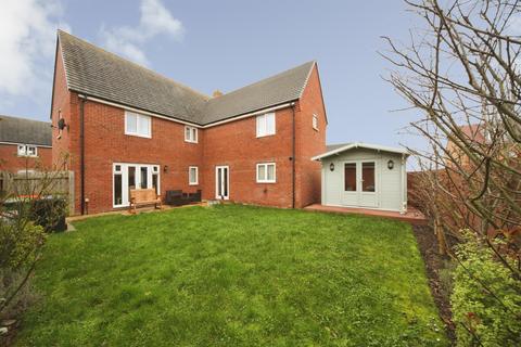 4 bedroom detached house for sale, Orpington Rise, Houghton Regis, Dunstable