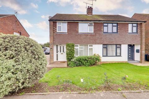 Cedar Avenue, Salvington, Worthing, West Sussex, BN13 2HU