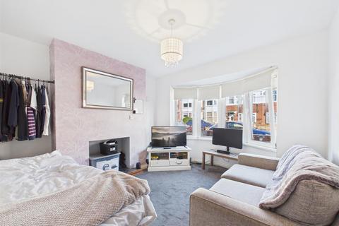 3 bedroom semi-detached house for sale, New Burlington Road, Bridlington