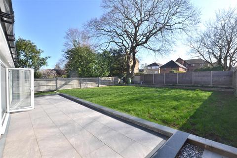 undefined, Albert Street, Fleet GU51