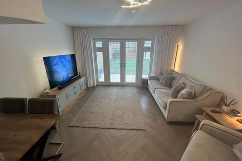 3 bedroom semi-detached house for sale, Kenilworth Gate, Edwin Gee Road, Kenilworth