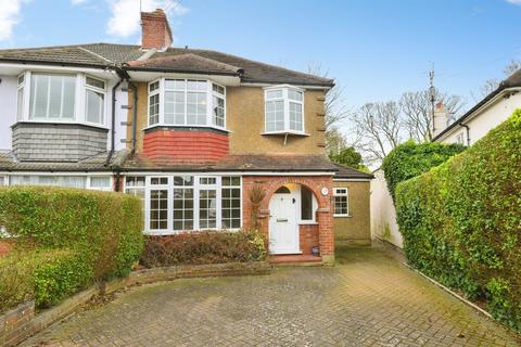 Briar Road, Watford