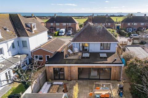 4 bedroom detached house for sale, Bembridge, Isle Of Wight