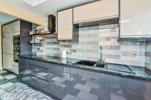 3 bedroom end of terrace house for sale, Stourton View, FROME