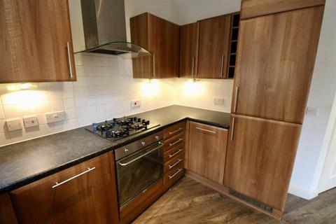 3 bedroom terraced house to rent, Sanderson Close, Hull