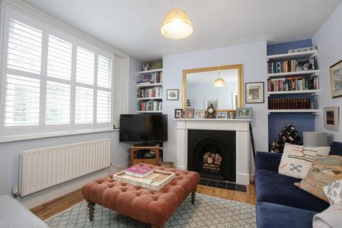 2 bedroom flat for sale, Talfourd Road, Peckham, SE15