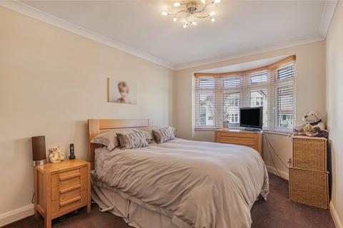 3 bedroom terraced house for sale, Buckingham Avenue, South Welling, Kent, DA16