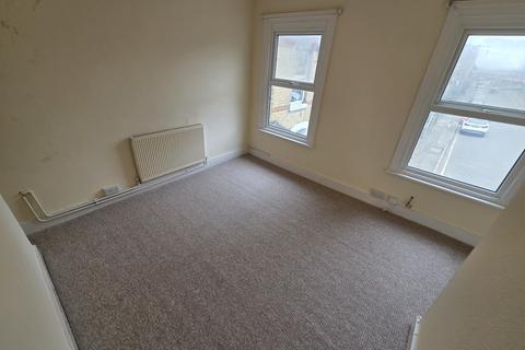undefined, Grove Road, LUTON