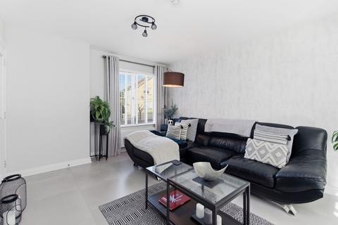 undefined, Canalside Drive, Reddingmuirhead, FK2