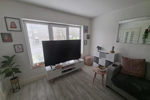 undefined, Orange Grove, Cardiff