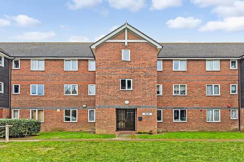 2 bedroom flat for sale, Lower Hall Lane, Chingford,
