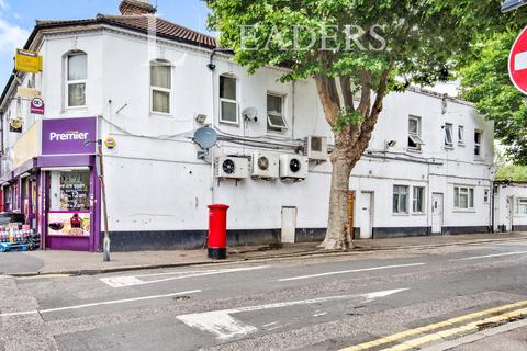 Studio to rent, Southchurch Road, Southend-on-Sea, SS1