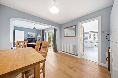undefined, Oak Tree Close, Woking GU21