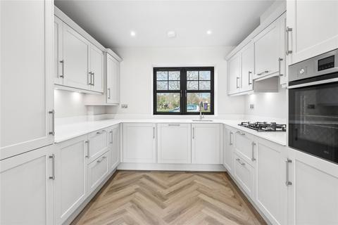 undefined, Old Esher Road, Hersham, KT12