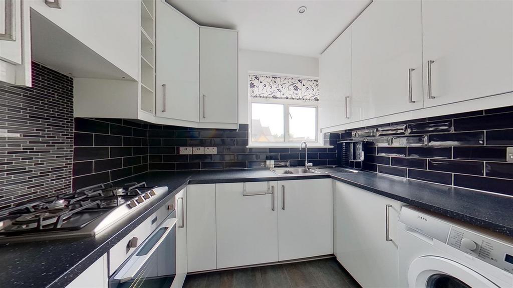 1st-Floor-Garratt-Lane-Earlsfield-SW18-09282022 22