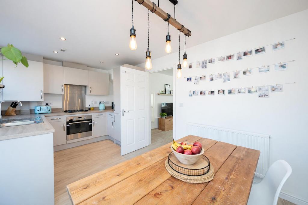 KITCHEN.png