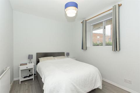 1 bedroom flat to rent, York Road, Battersea SW11