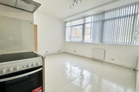 Apartment to rent, Kersfield House, Kersfield Road, Putney, SW15