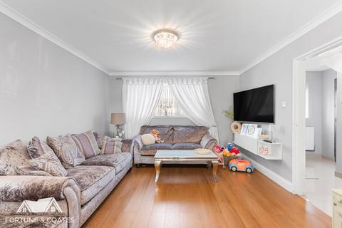 2 bedroom maisonette for sale, Carters Mead, Harlow