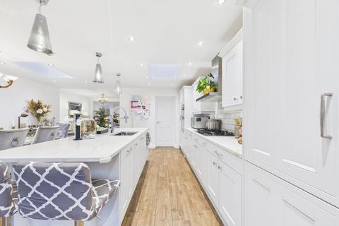 3 bedroom semi-detached house for sale, Micklefield Road, High Wycombe, Buckinghamshire, HP13