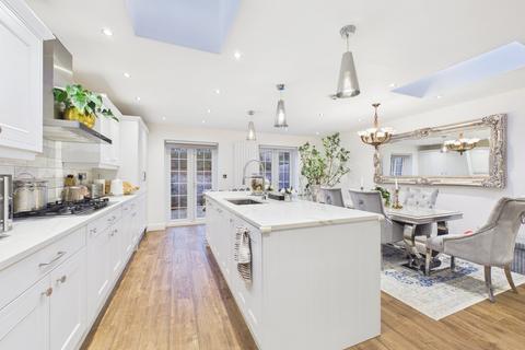 3 bedroom semi-detached house for sale, Micklefield Road, High Wycombe, Buckinghamshire, HP13