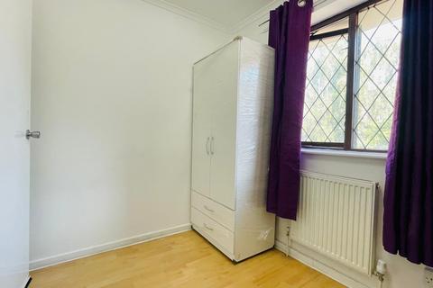 undefined, Lukin Street, Shadwell, E1 0AA