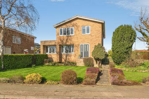 4 bedroom detached house for sale, New Lane, Skelmanthorpe, Huddersfield