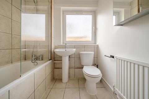 1 bedroom flat to rent, Ericcson Close, London, SW18