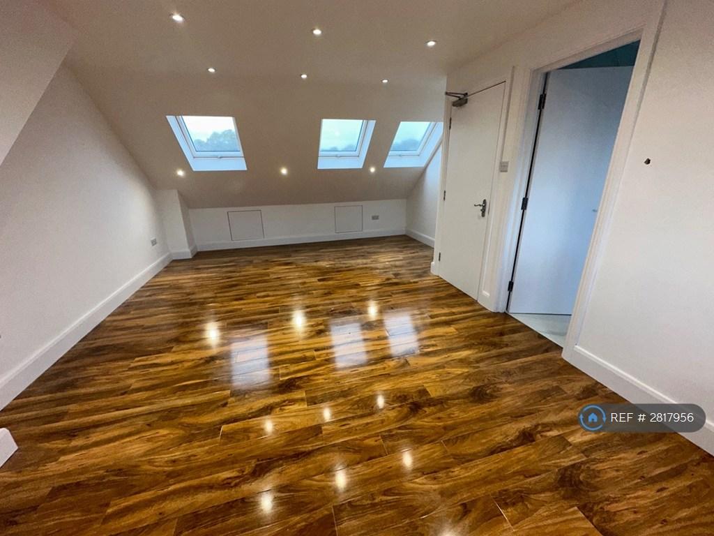Master En-Suite