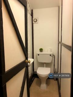 3 bedroom flat to rent, St. Peter's Street Mews, London, N1