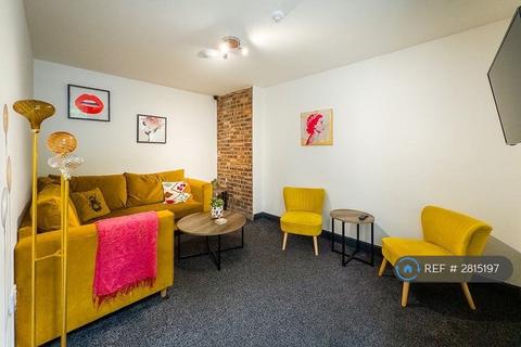 1 bedroom in a house share to rent, Glebe Street, Stoke-On-Trent, ST4