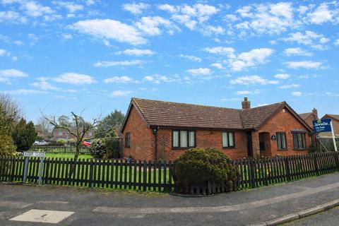 3 bedroom detached bungalow for sale, Pasture Drive, Louth LN11