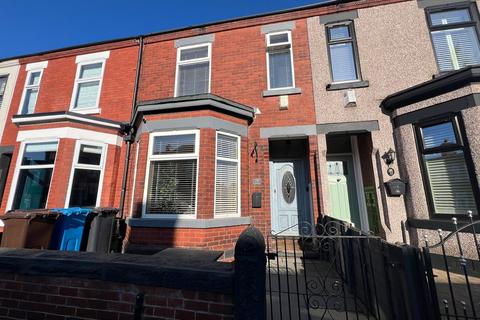 4 bedroom terraced house for sale, Cecil Road, Eccles, M30