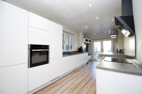 4 bedroom terraced house for sale, Cecil Road, Eccles, M30