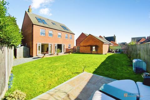 undefined, Maclaren Todd Close, Queniborough, LE7