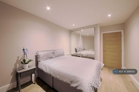 1 bedroom flat to rent, Bmw House, Slough, SL2